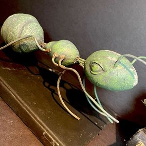 decorative garden ant